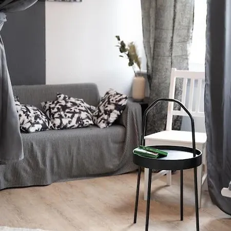 - Nice New York Apartment In The Heart Of Duisburg - Betten & Sofa - 5 Mins Central Station Hbf - Big Tv & Wifi - Exterior foto
