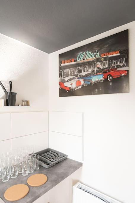 - New York In The Heart Of - Betten & Sofa - 5 Mins Station Hbf - Big Tv & Wifi -
